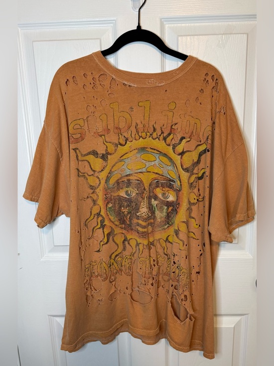 Urban Outfitters Tops - Urban Outfitters Distressed Sublime Tee